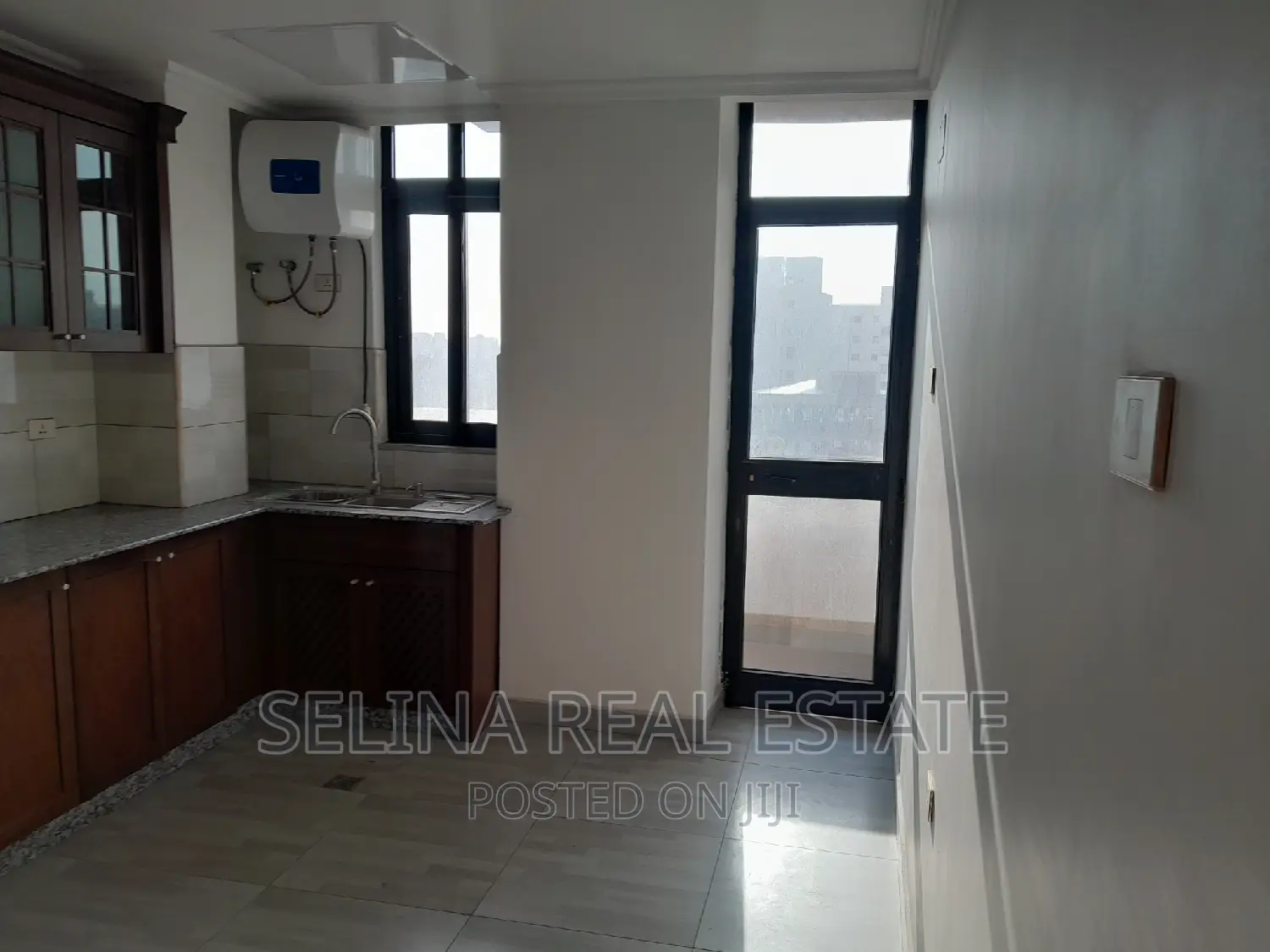 Furnished 3bdrm Apartment in Comet Realestate, Bole for sale