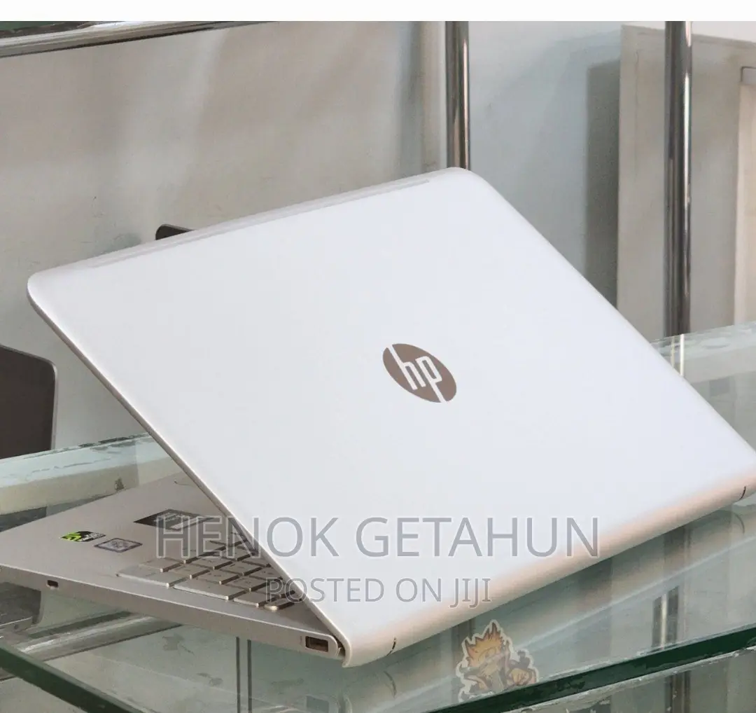 New Laptop HP Envy X360 8GB Intel Core I7 HDD+SSD 256GB