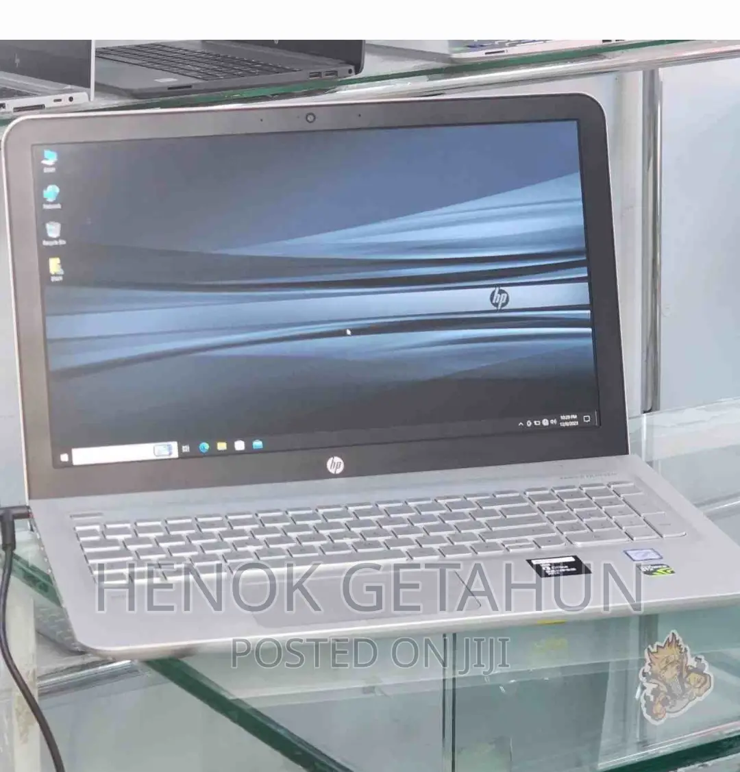 New Laptop HP Envy X360 8GB Intel Core I7 HDD+SSD 256GB