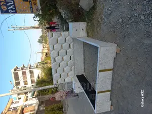 1.80cm Bed/አልጋ