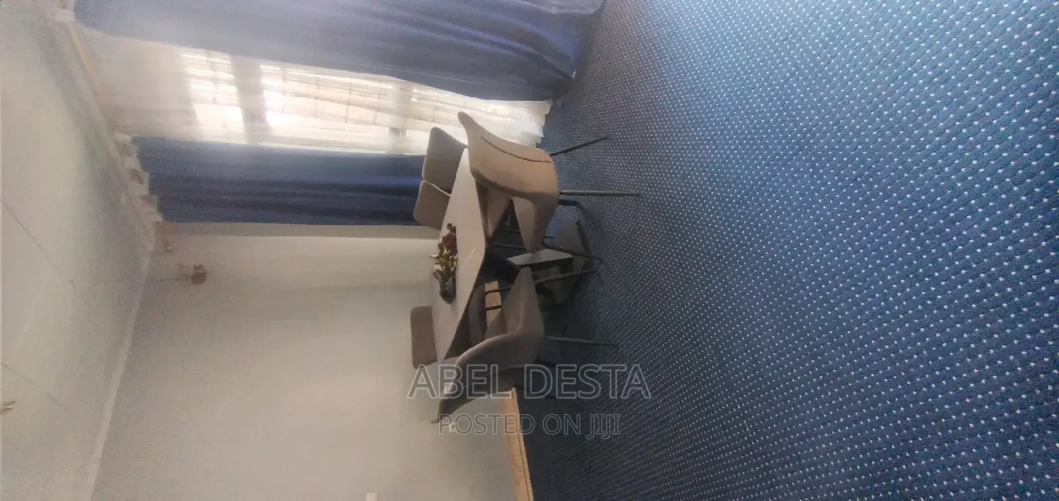 Furnished 4bdrm Villa in 04 General Hospital , Adama for rent