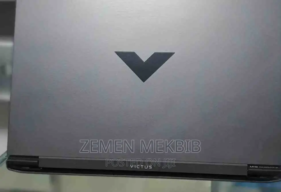 New Laptop HP 16GB AMD Ryzen 5 SSD 512GB