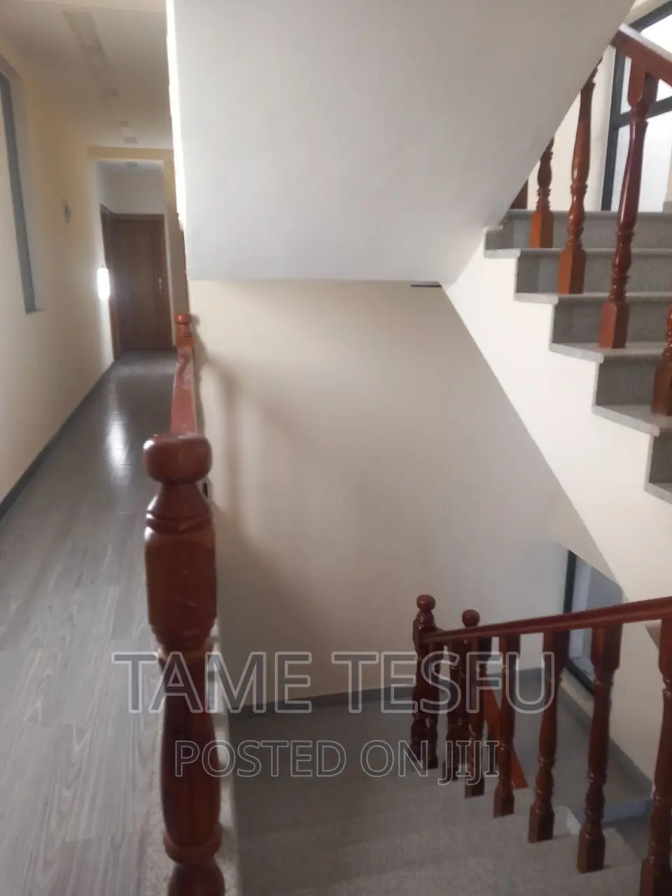 Furnished 6bdrm House in Hayat, Yeka for sale
