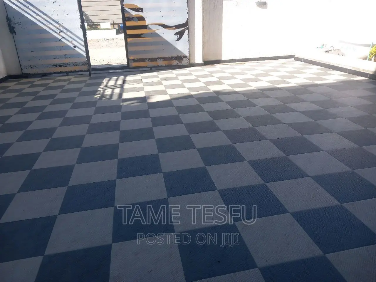 Furnished 6bdrm House in Hayat, Yeka for sale