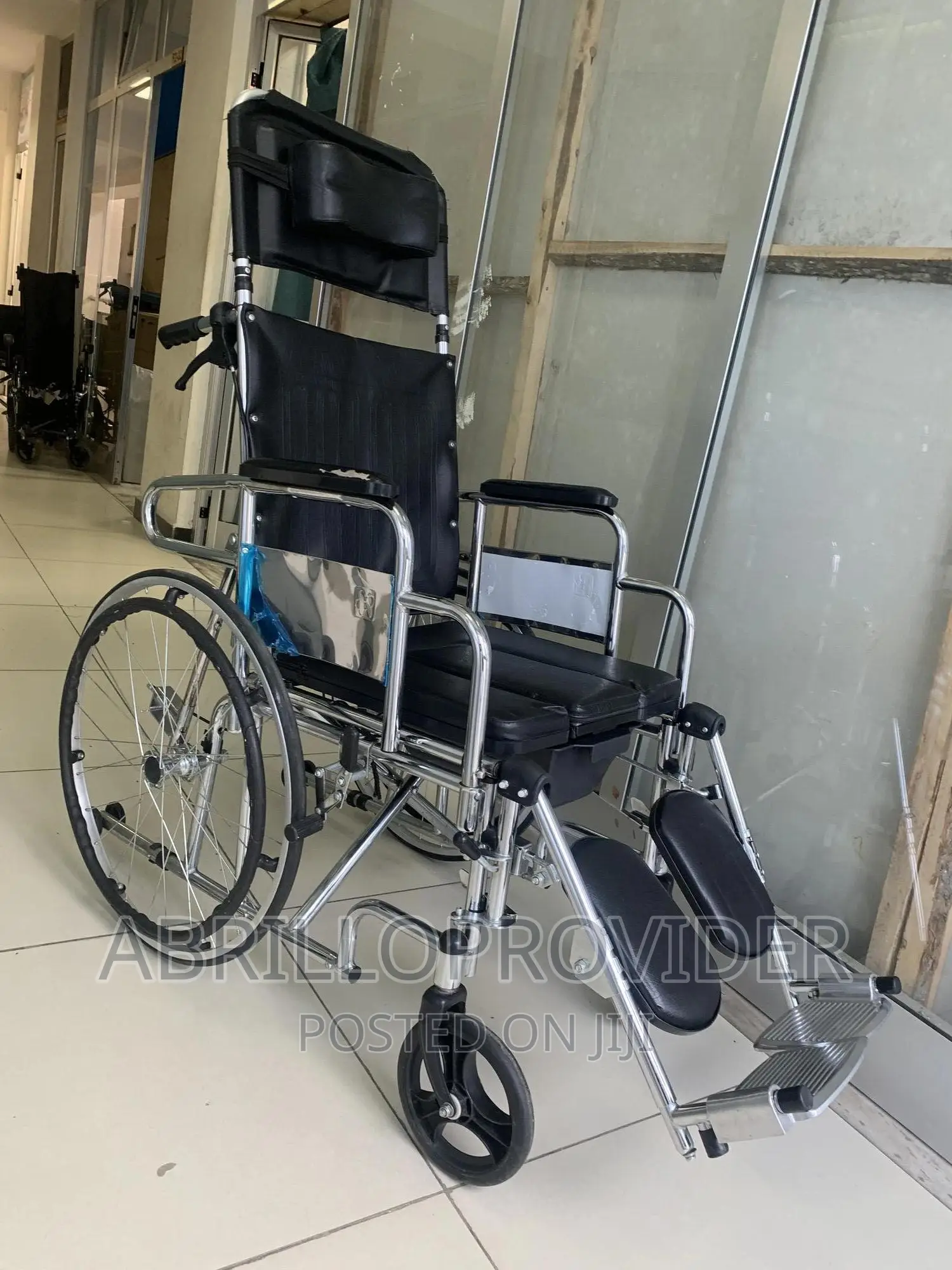 ZZBB High-Backed Full-Reclining Wheelchair|Used Wheelchair|