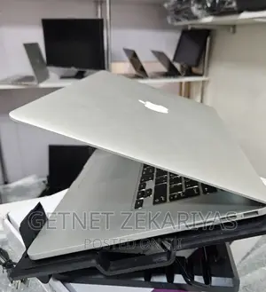 Photo - New Laptop Apple MacBook Pro 2015 16GB Intel Core I7 SSD 512GB