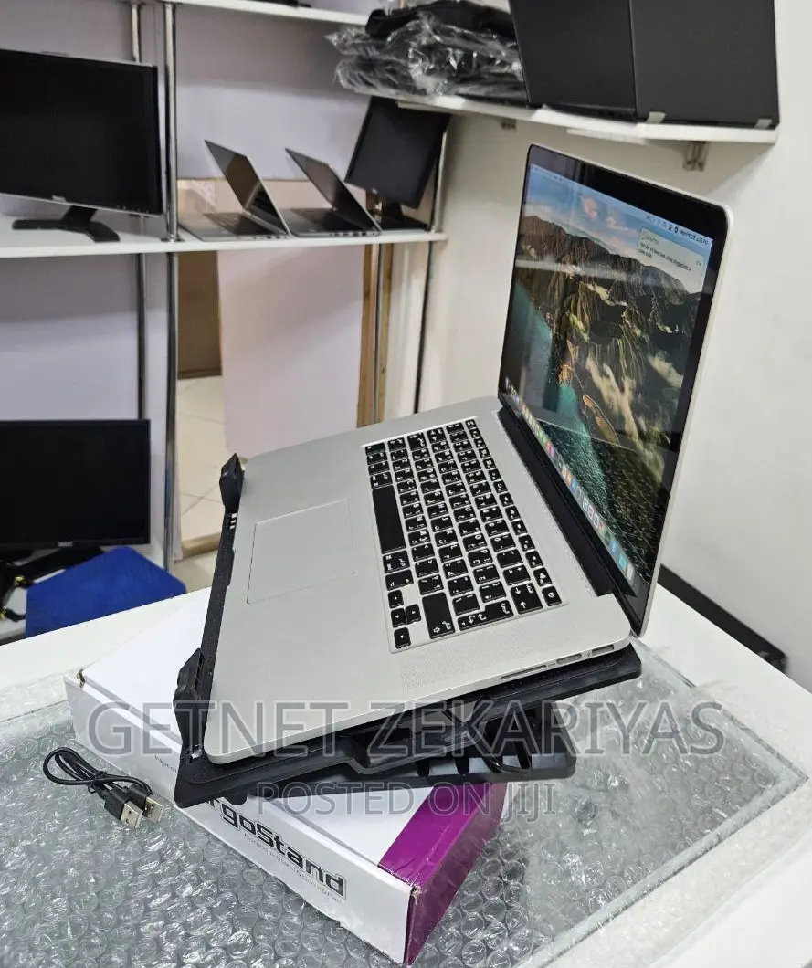 New Laptop Apple MacBook Pro 2015 16GB Intel Core I7 SSD 512GB