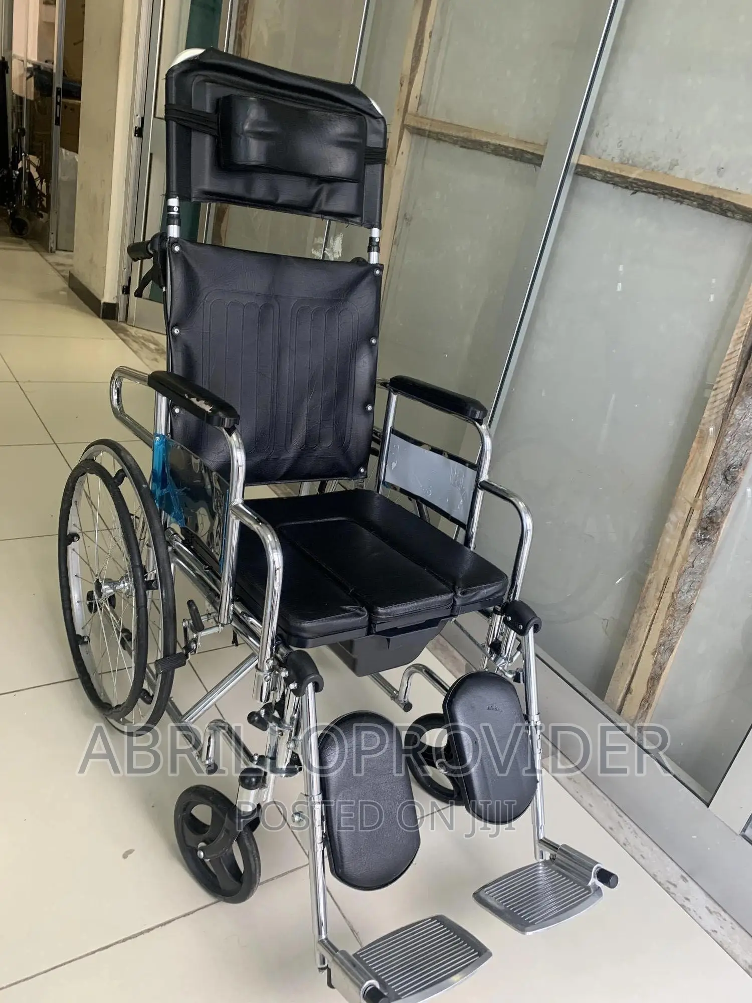 Multi-Use Wheelchair|Wheelchair|Wheelchair|Wheelchair|Used