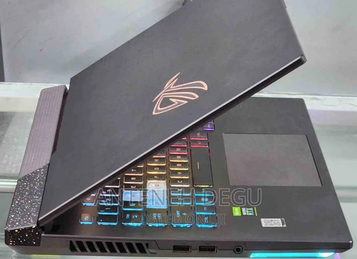 New Laptop Asus ROG Strix G15 16GB AMD Ryzen 7 SSD 1T