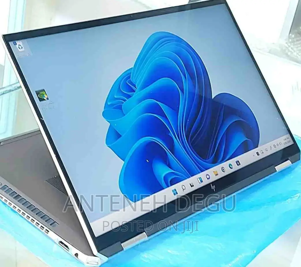 New Laptop HP Spectre X360 15 16GB Intel Core I7 SSD 512GB