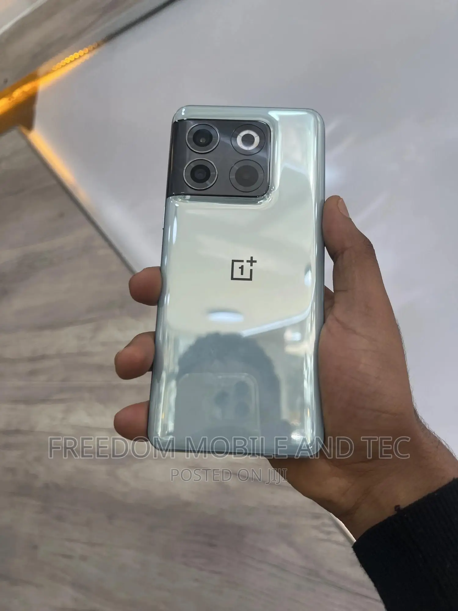 New OnePlus 10T 256 GB