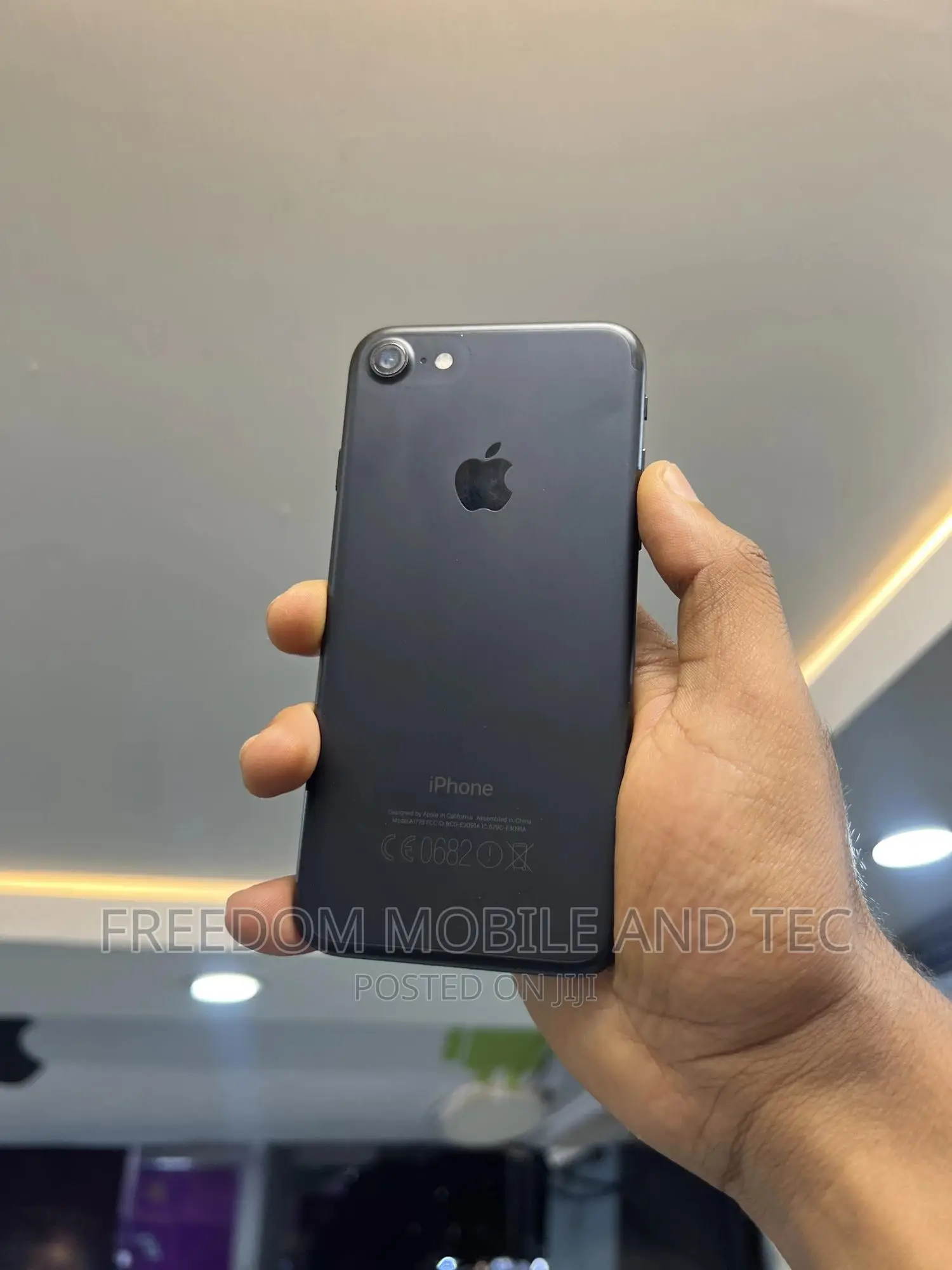 Apple iPhone 7 128 GB Black
