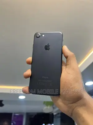 Apple iPhone 7 128 GB Black