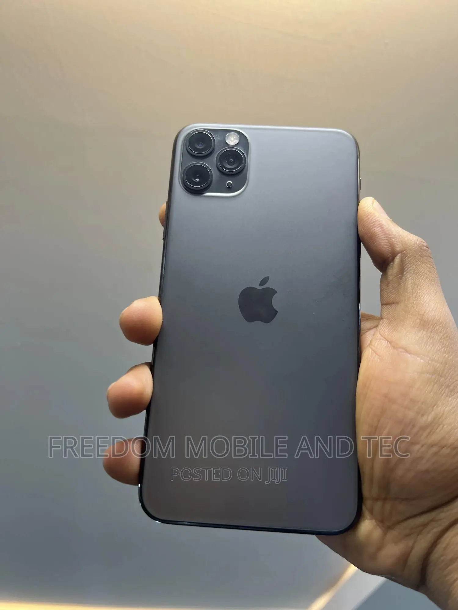 Apple iPhone 11 Pro Max 64 GB Black