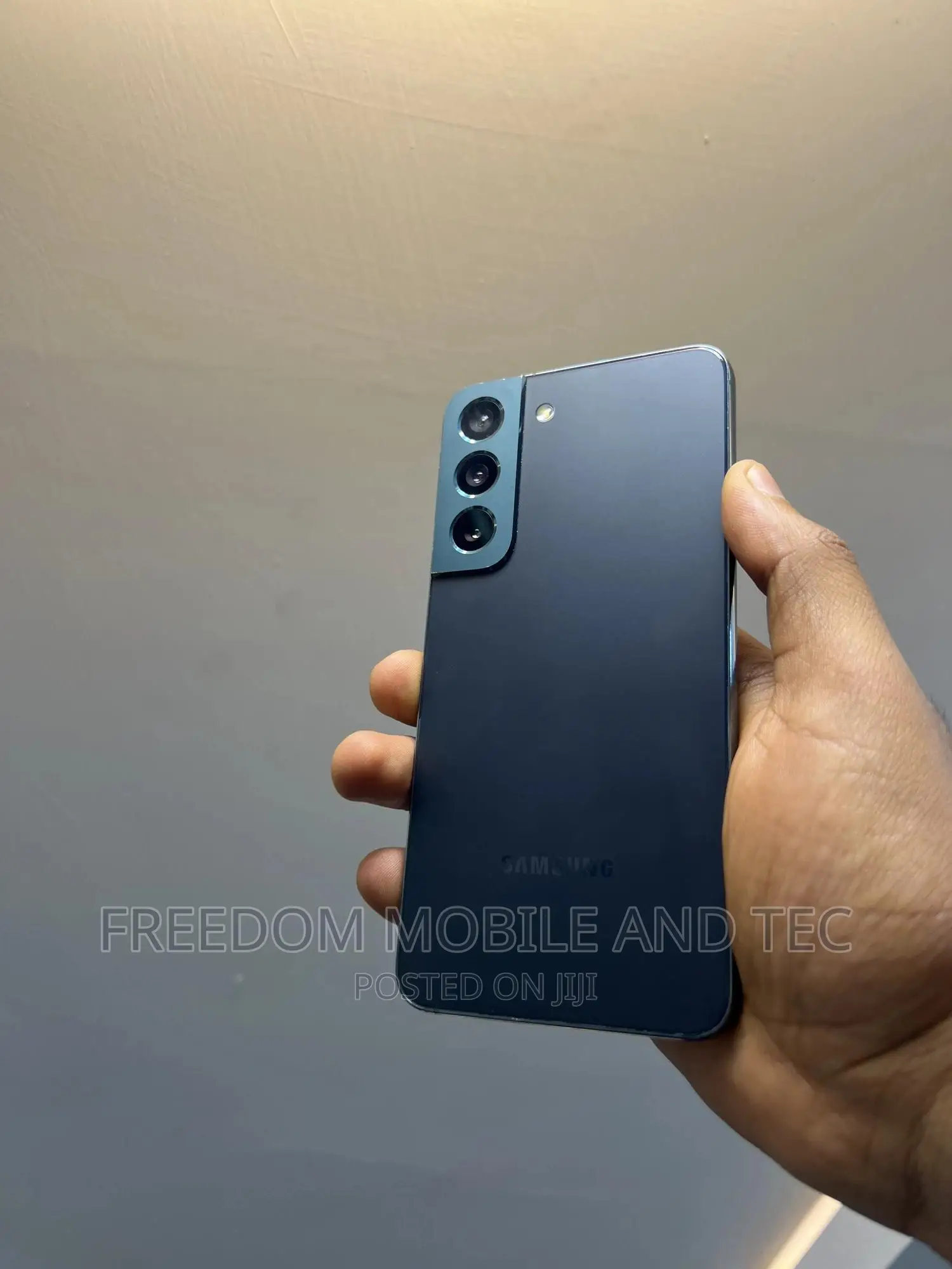 New Samsung Galaxy S22 5G 256 GB Green