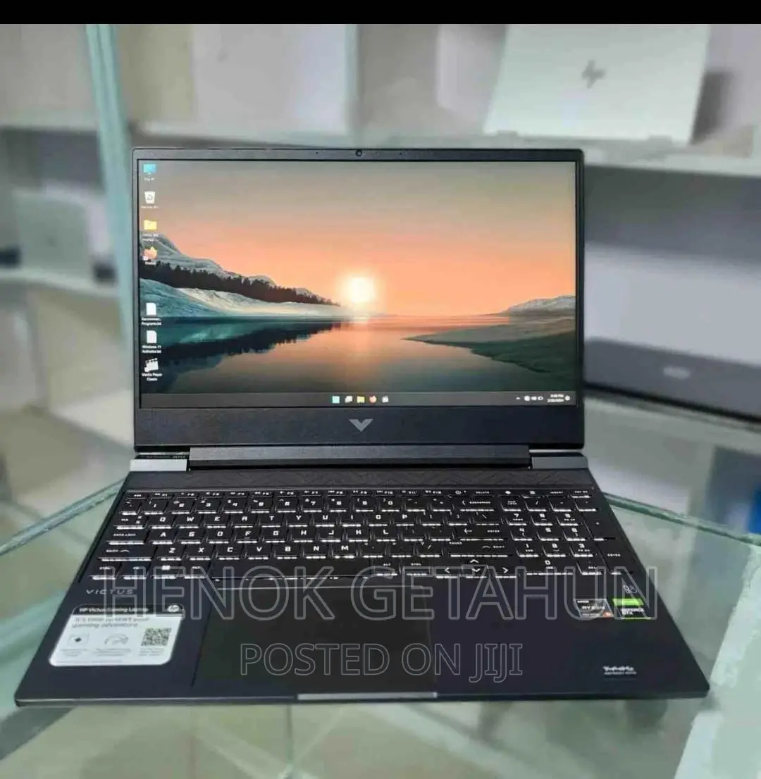 New Laptop HP Victus 15 8GB AMD Ryzen 5 SSD 512GB