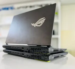 New Laptop Asus ROG Strix G15 16GB AMD Ryzen 7 SSD 1T