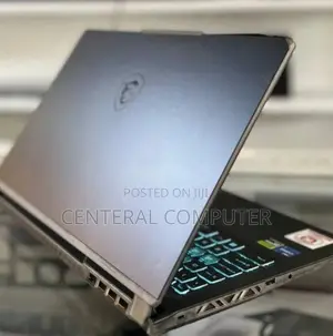 New Laptop MSI Stealth 17 Studio A13V 16GB Intel Core I7 SSD 512GB