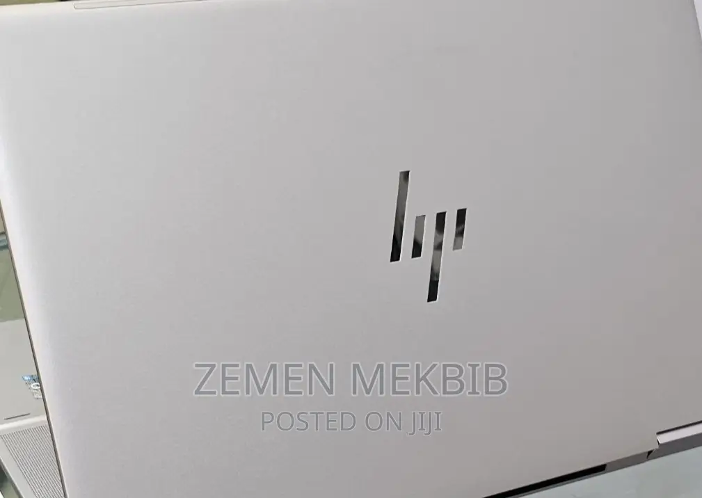 New Laptop HP Envy X360 8GB Intel Core I5 SSD 512GB