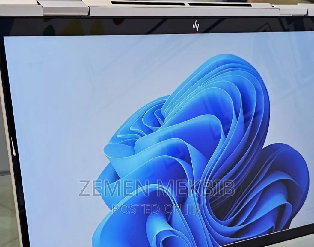 New Laptop HP Envy X360 8GB Intel Core I5 SSD 512GB