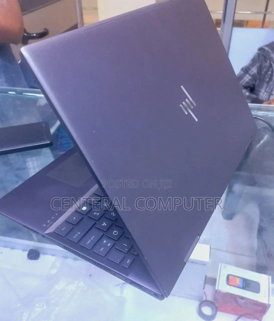 New Laptop HP Envy Spectre XT 13 16GB AMD Ryzen 5 SSD 512GB