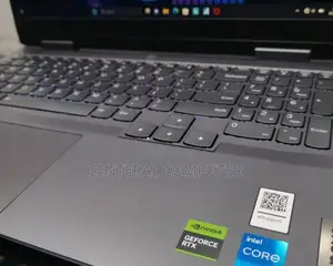 New Laptop Lenovo 500e 8GB Intel Core I5 SSD 512GB