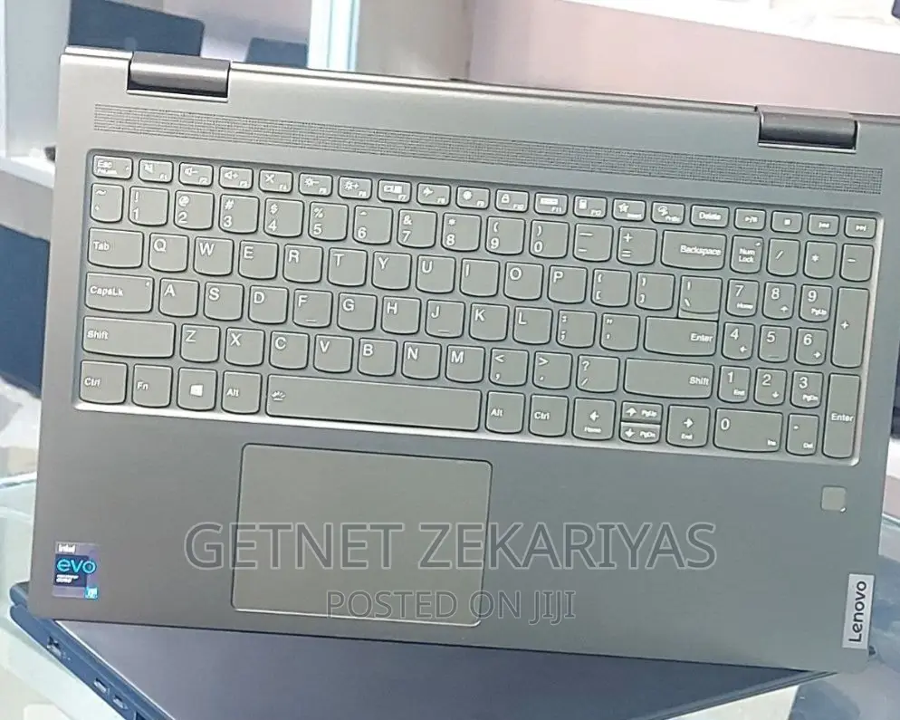 New Laptop Lenovo ThinkPad Yoga 12GB Intel Core I7 SSD 512GB