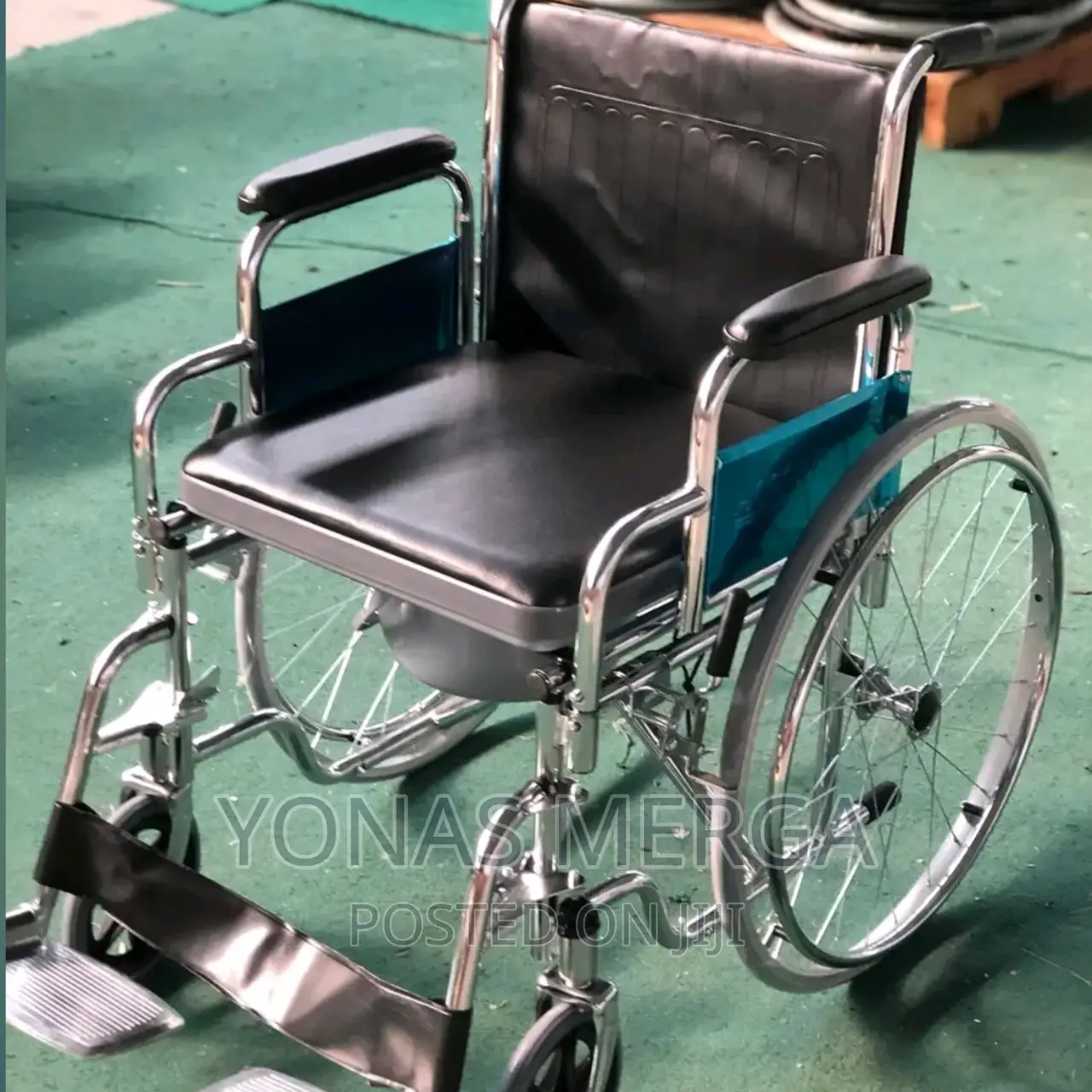 Wheelchair With Commode Seat Lift Quality Chrome Finished