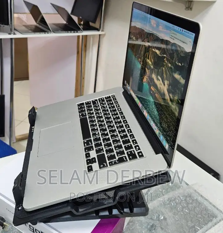 New Laptop Apple MacBook 2015 16GB Intel Core I7 SSD 512GB