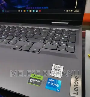 New Laptop Lenovo 8GB Intel Core I5 SSD 512GB