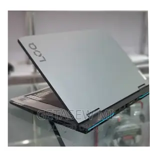 Photo - New Laptop Lenovo 8GB Intel Core I5 SSD 512GB