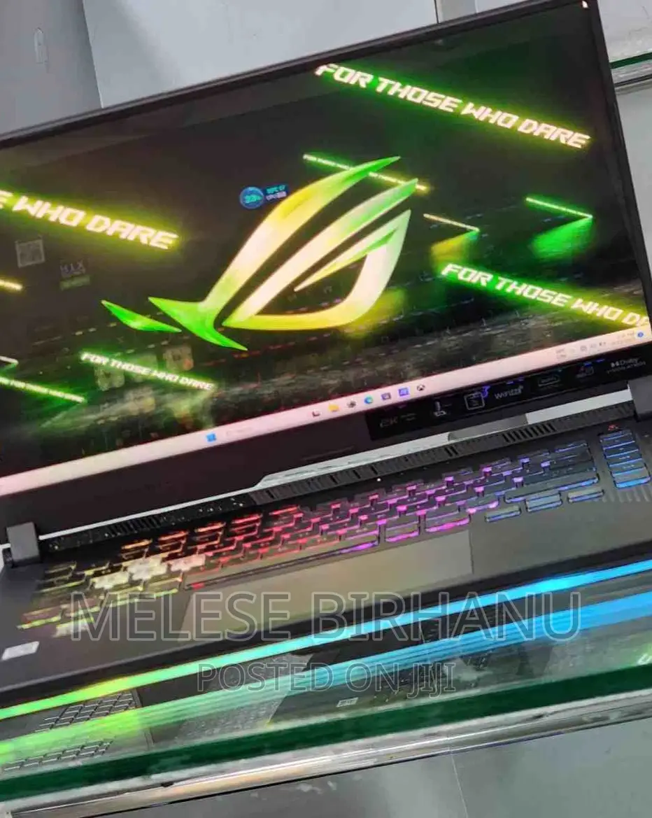 New Laptop Asus 16GB AMD Ryzen 7 SSD 1T