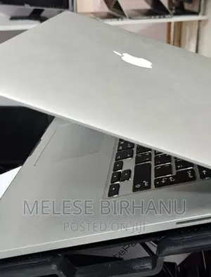 New Laptop Apple MacBook Pro 2015 16GB Intel Core I7 SSD 512GB