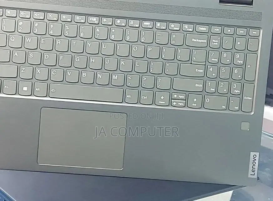 New Laptop Lenovo ThinkPad Yoga 12GB Intel Core I7 SSD 512GB