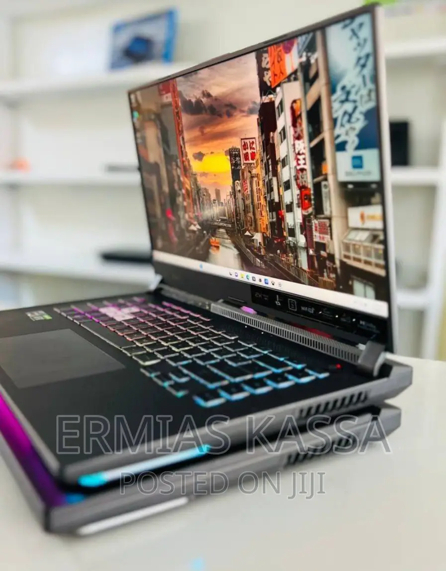 New Laptop Asus ROG Strix G15 16GB AMD Ryzen 7 SSD 1T