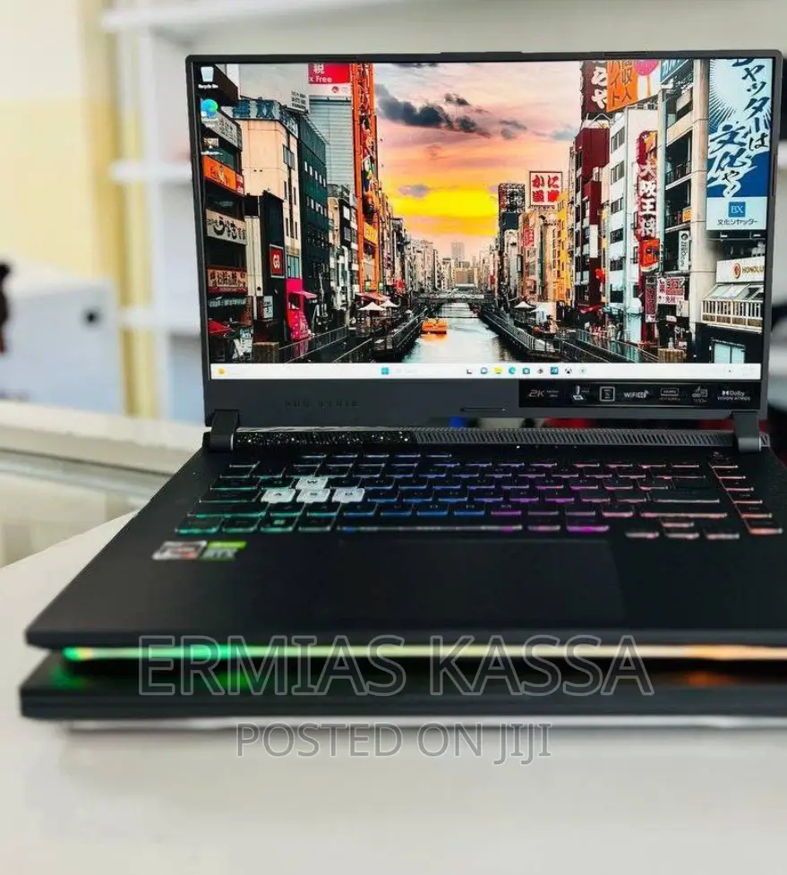 New Laptop Asus ROG Strix G15 16GB AMD Ryzen 7 SSD 1T