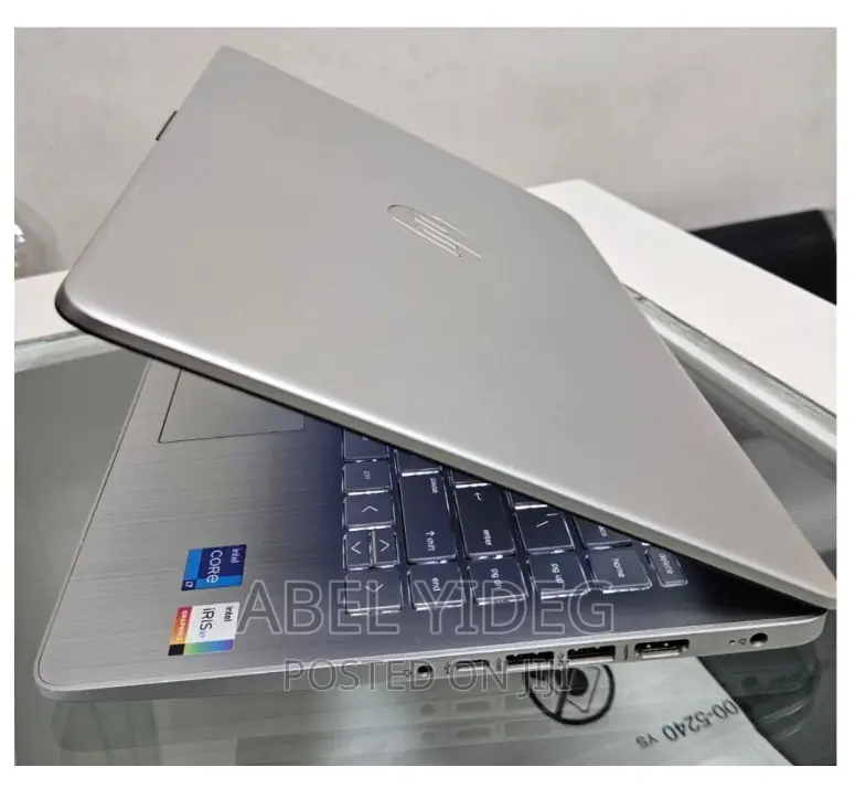 New Laptop HP Stream Notebook 16GB Intel Core I7 SSD 512GB
