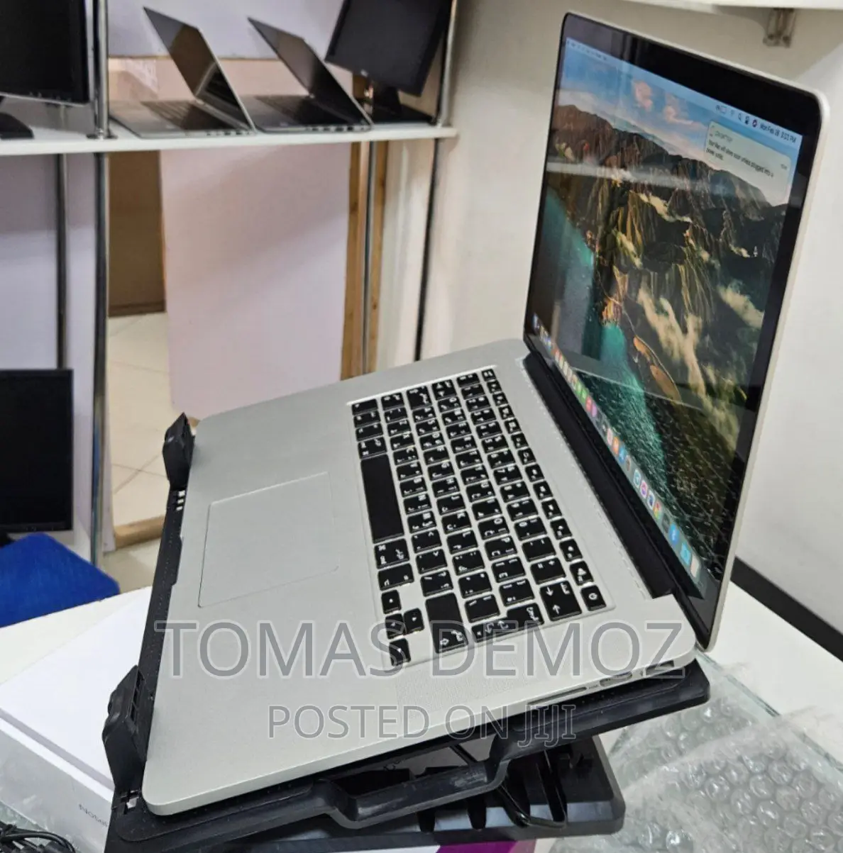 New Laptop Apple MacBook Pro 2015 16GB Intel Core I7 SSD 128GB