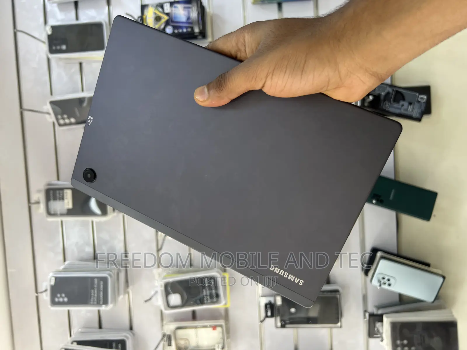 New Samsung Galaxy Tab A8 10.5 2021 128 GB Black