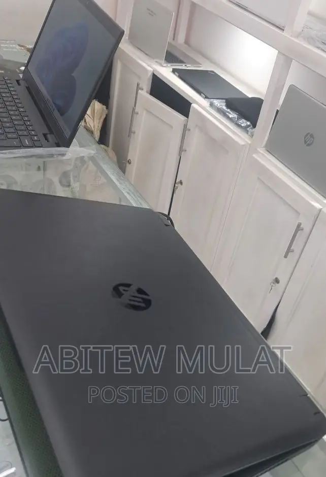 New Laptop HP Pavilion 15 8GB Intel Core I5 HDD+SSD 1T