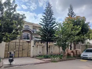 7bdrm House in የሚሸጥ ቤት Cmc, Bole for sale