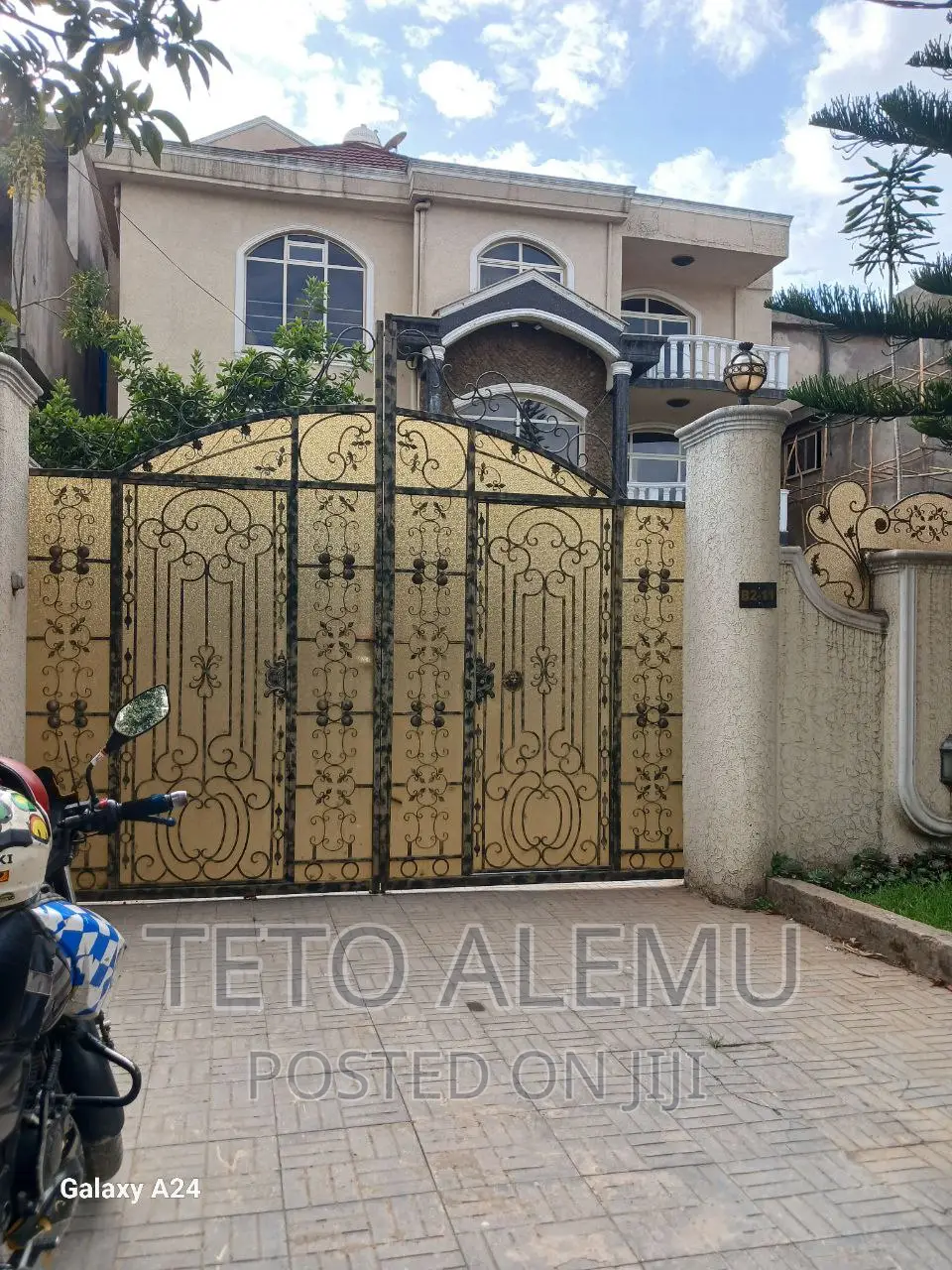 7bdrm House in የሚሸጥ ቤት Cmc, Bole for sale