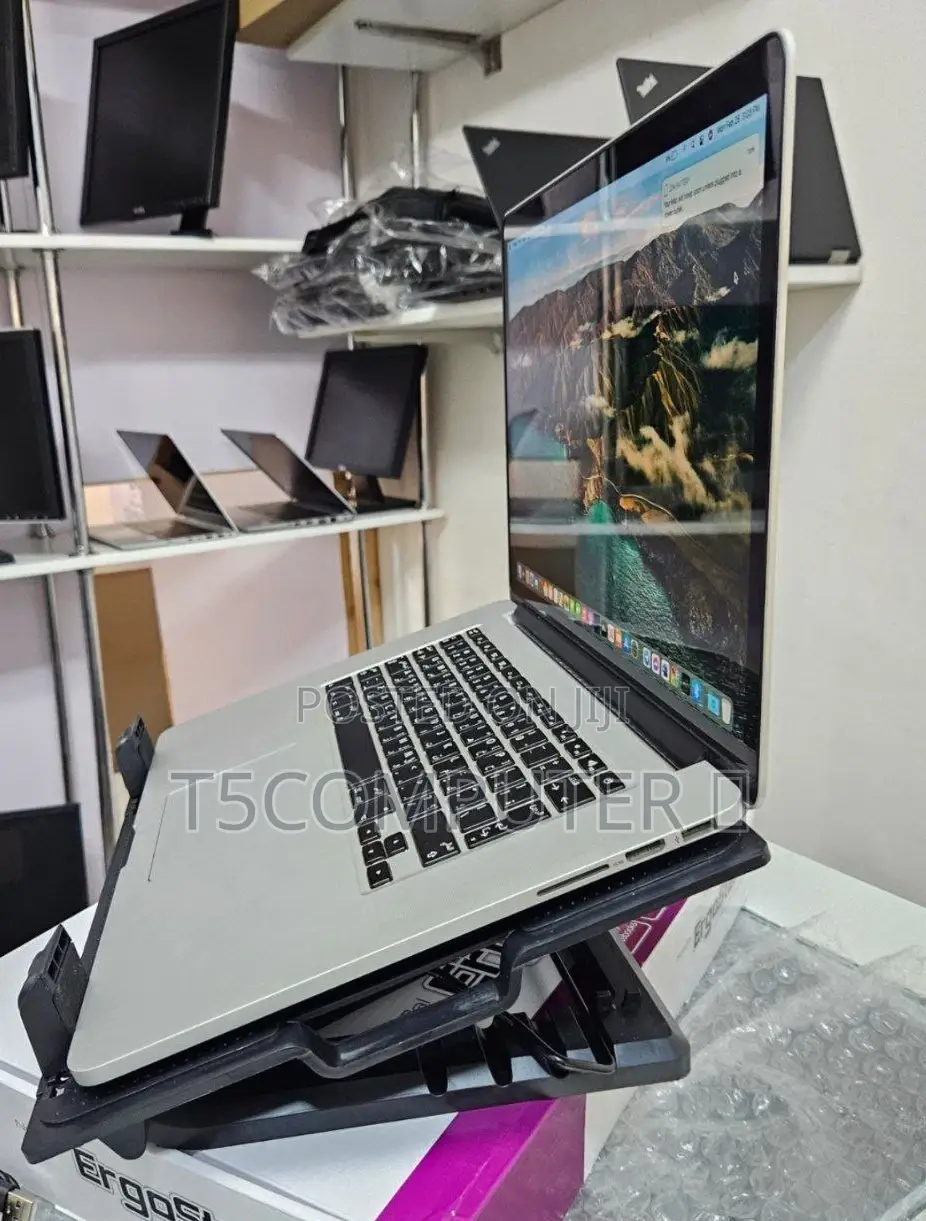 New Laptop Apple MacBook 2015 16GB Intel Core I7 SSD 512GB