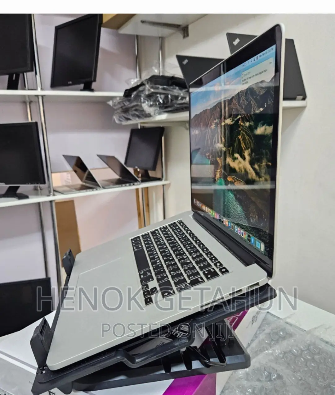 New Laptop Apple MacBook Pro 2015 16GB Intel Core I7 SSD 512GB