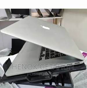 New Laptop Apple MacBook Pro 2015 16GB Intel Core I7 SSD 512GB