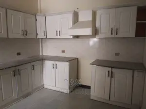 5bdrm House in 👉አያት አካባቢ 👉ለሽያጭ የቀረበ, Bole for sale