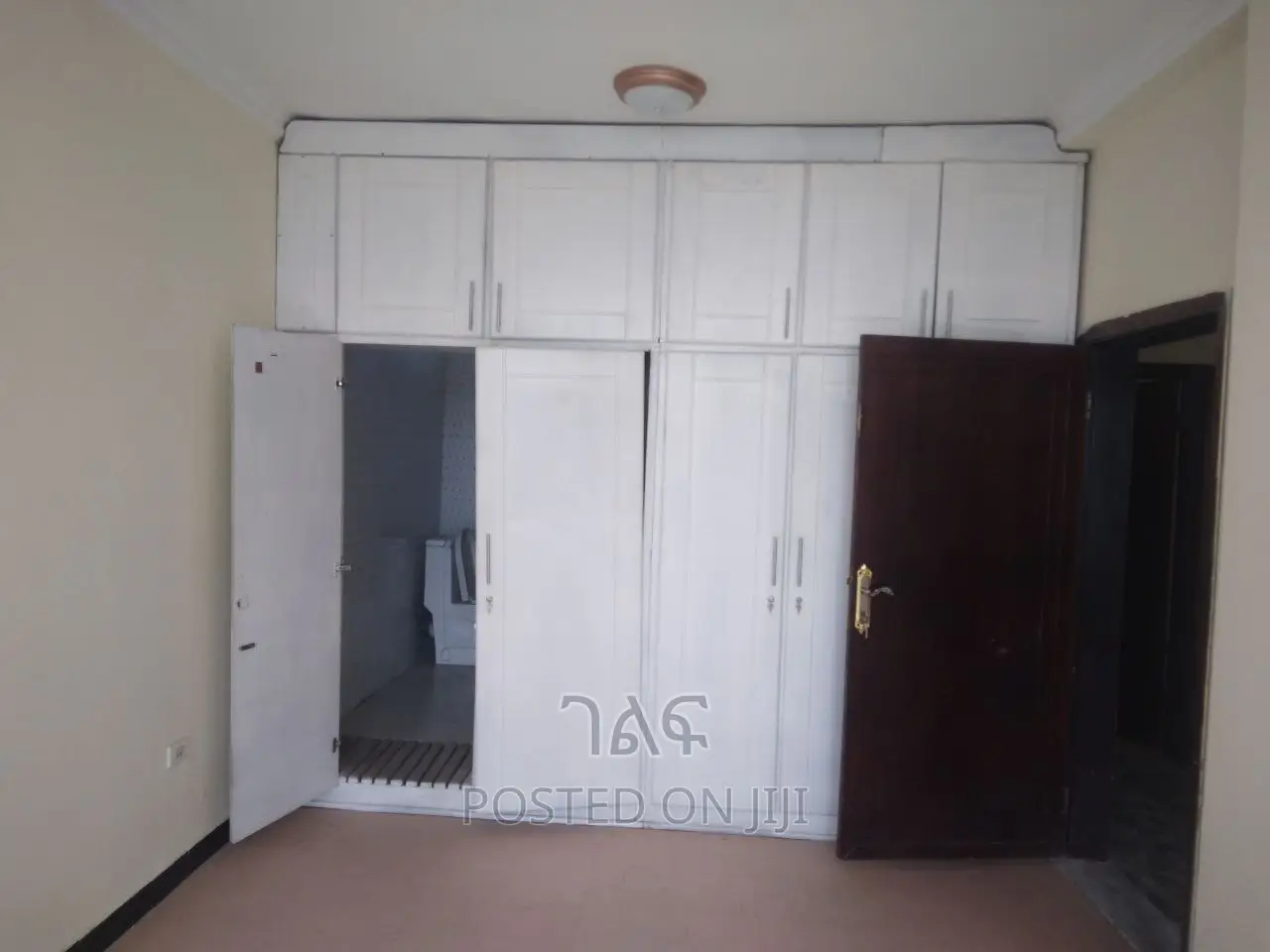 5bdrm House in 👉አያት አካባቢ 👉ለሽያጭ የቀረበ, Bole for sale