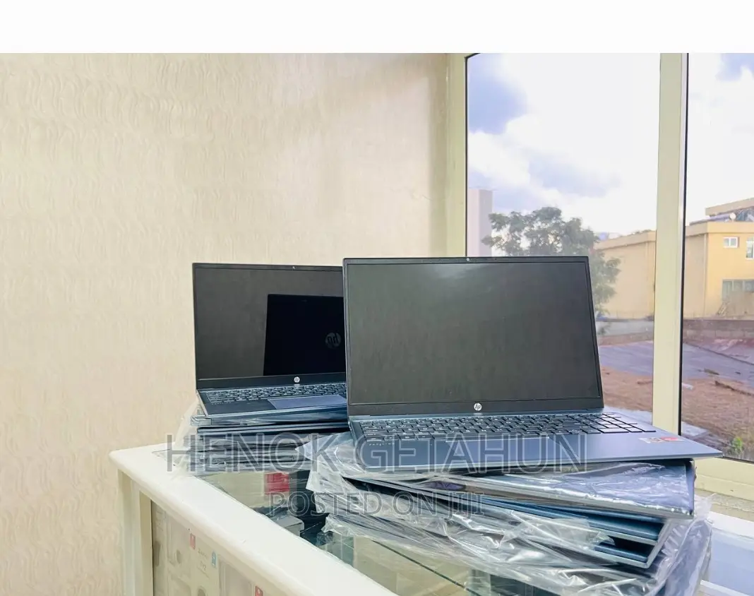 New Laptop HP Pavilion 15 8GB AMD Ryzen 7 SSD 512GB