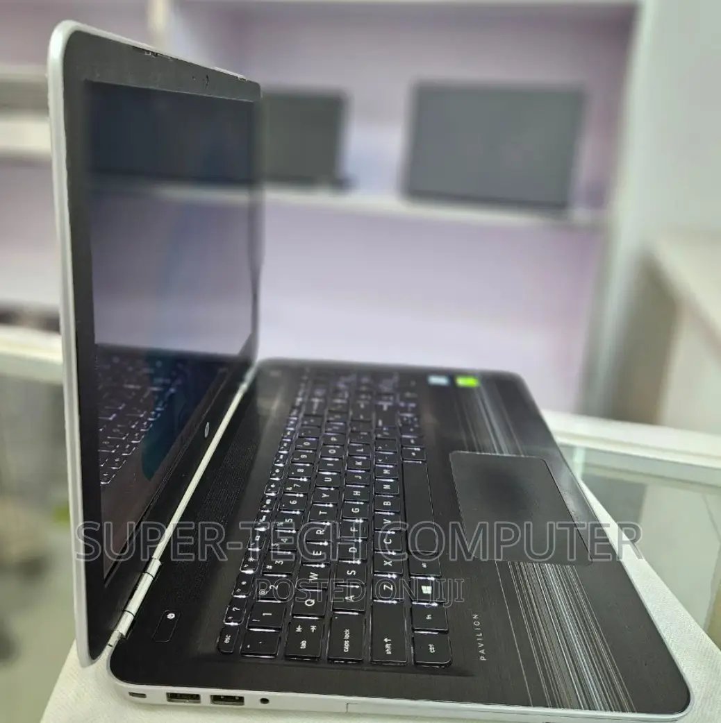 New Laptop HP Pavilion 14z 8GB Intel Core I5 SSD 512GB