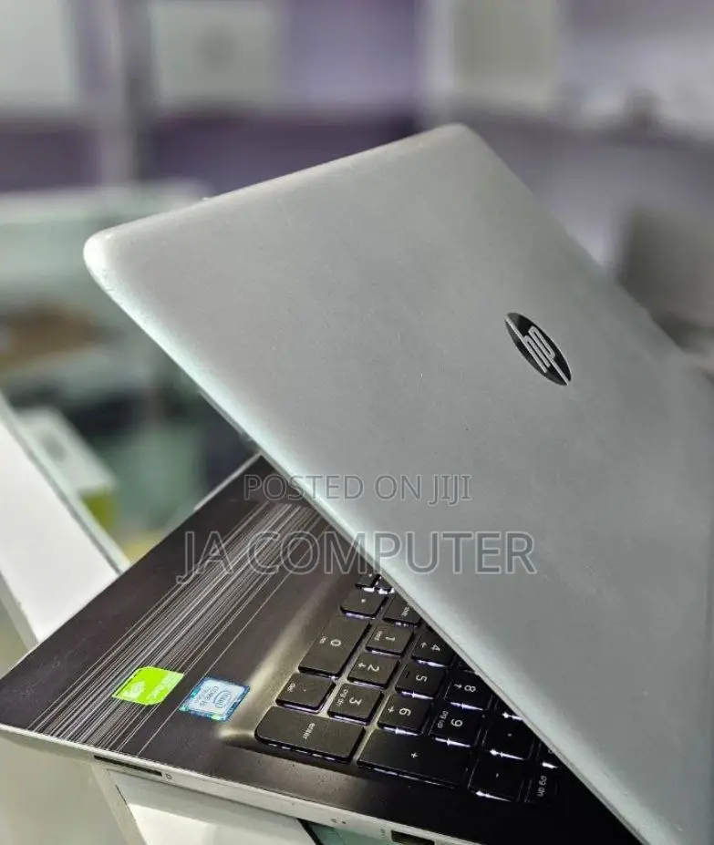 Laptop HP Pavilion 10 8GB Intel Core I5 SSD 512GB